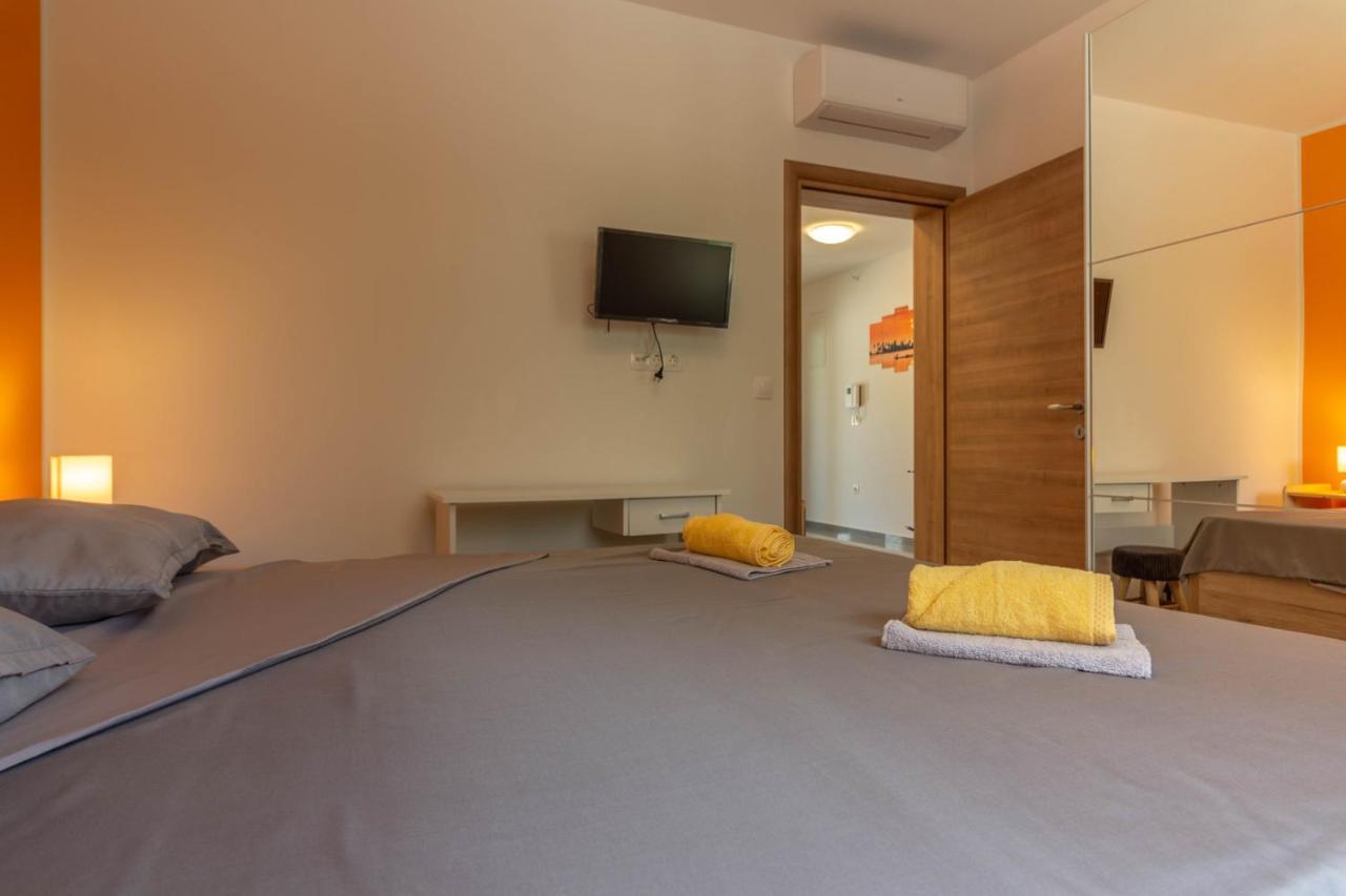 Modern Villa Eve In Medulin With Pool Near The Beach Εξωτερικό φωτογραφία